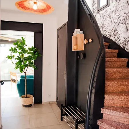 Tatil Evi Maison Nomade Piscine Privee, Parking Et Clim *