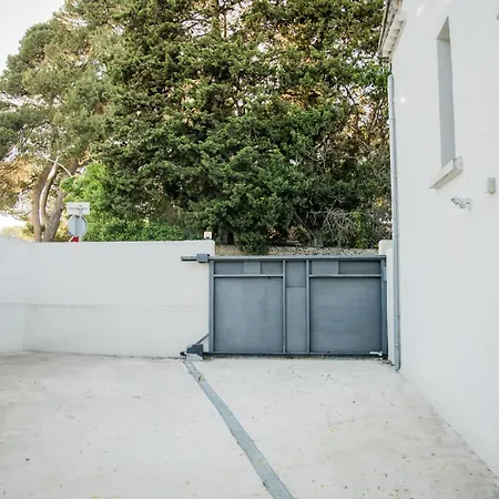 Maison Nomade Piscine Privee, Parking Et Clim Carcassonne