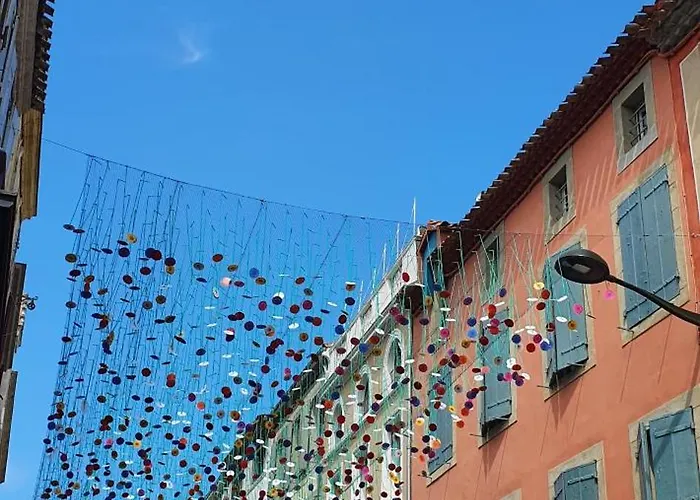 Maison Nomade Piscine Privee, Parking Et Clim * Carcassone