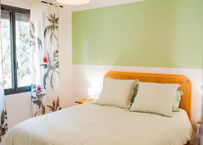 Maison Nomade Piscine Privee, Parking Et Clim Carcassonne