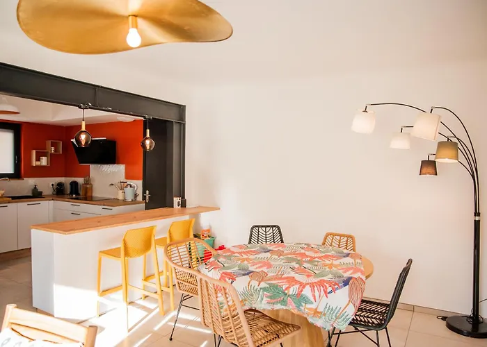 Dom wakacyjny Maison Nomade Piscine Privee, Parking Et Clim *